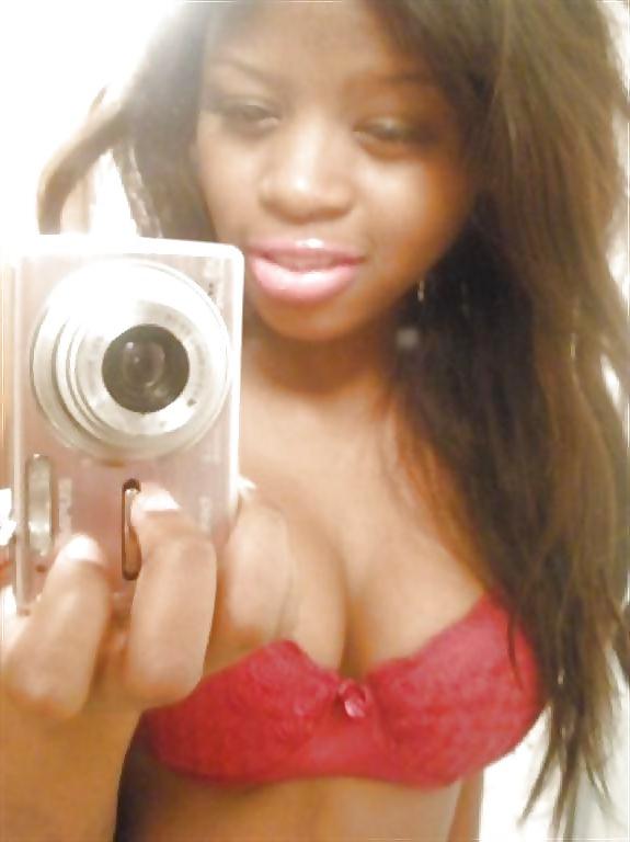 25P Amateur Black Girls 13