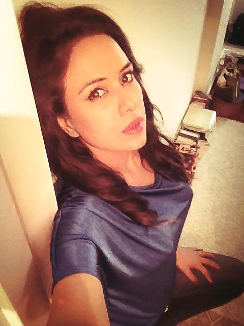15P Tasty DESI POONS that MUST FUCK BIG BLACK COCKS