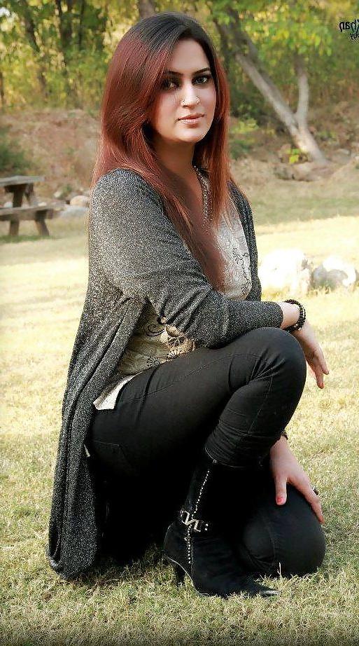 15P Tasty DESI POONS that MUST FUCK BIG BLACK COCKS