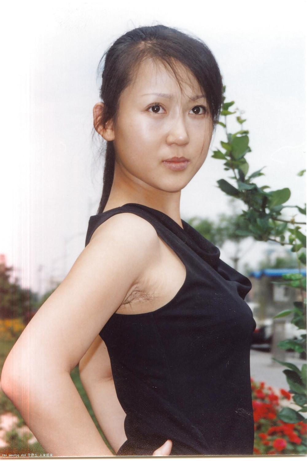 25P Underarm Hair of Asian Gals