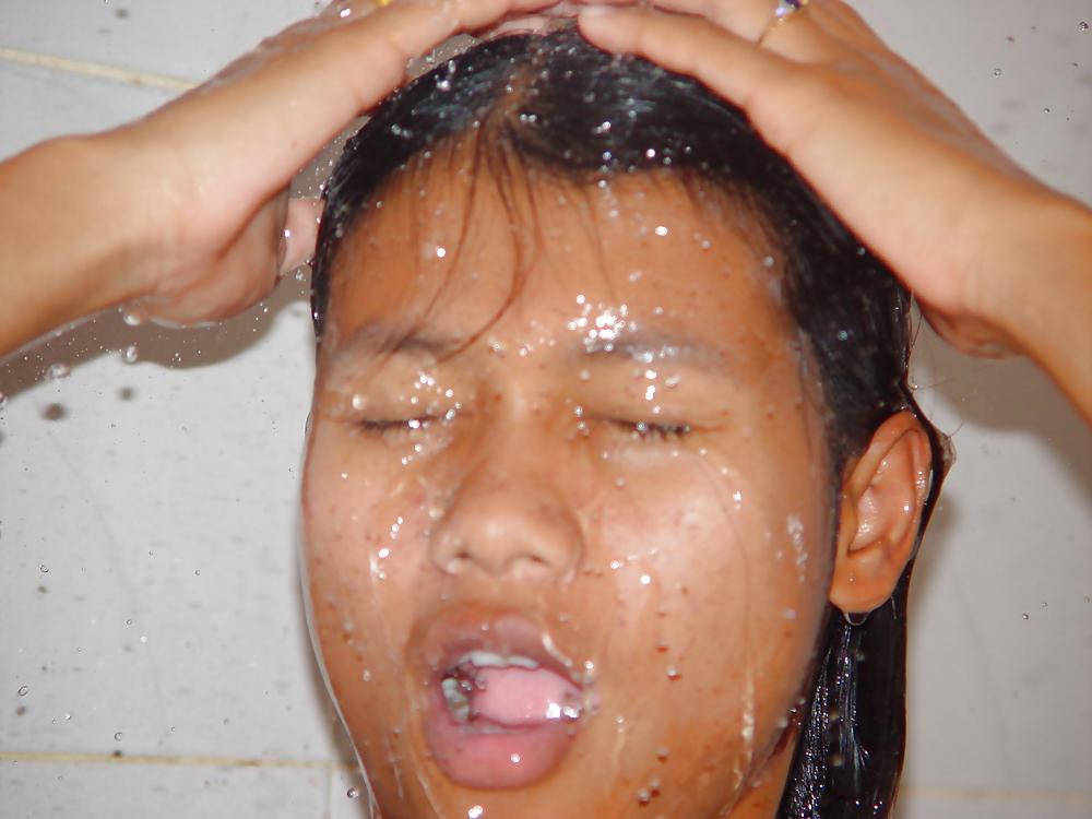 25P Shower time