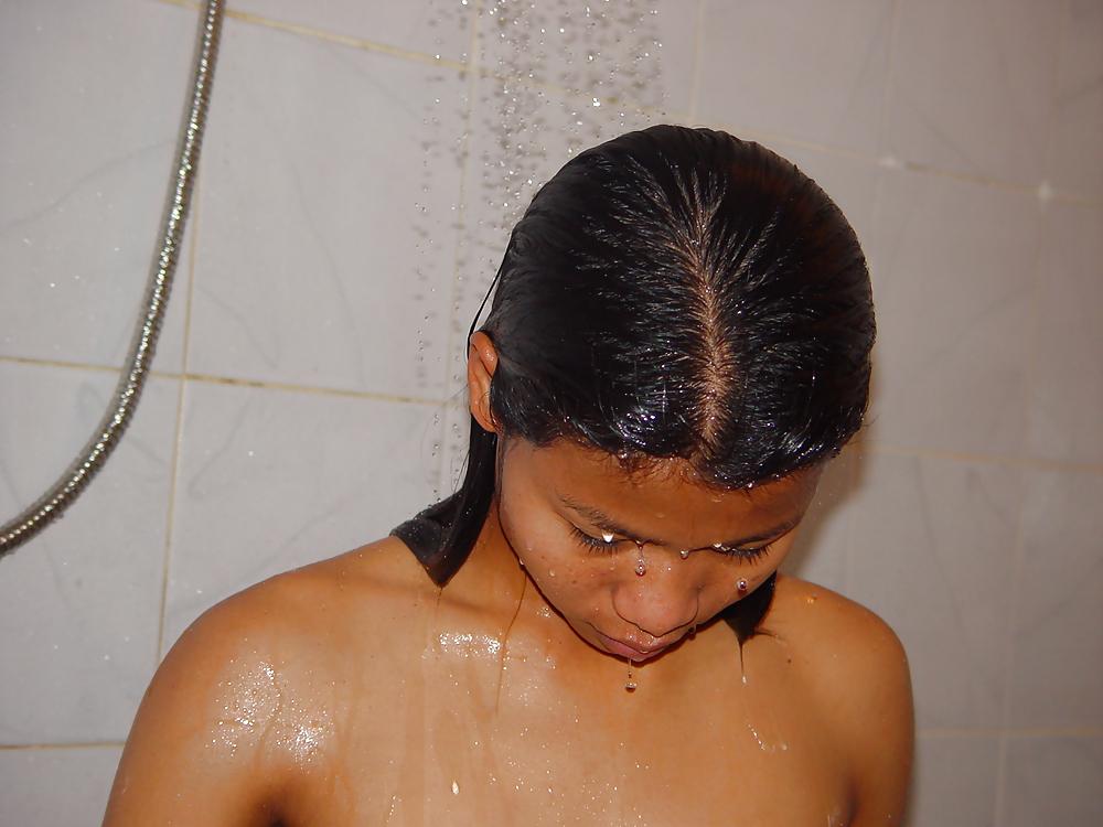 25P Shower time