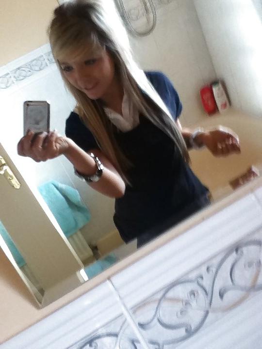 25P Super sexy british teen girl amy she's so cute