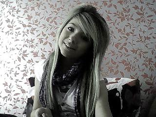 25P Super sexy british teen girl amy she's so cute