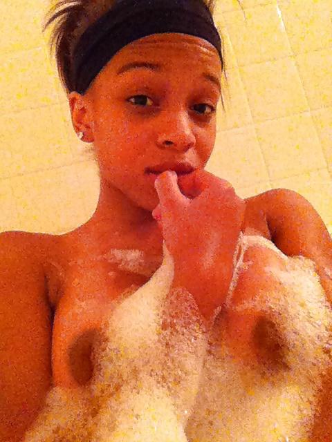 25P Amateur Black Girls 55