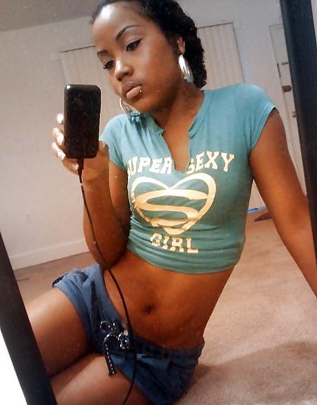25P Amateur Black Girls 22