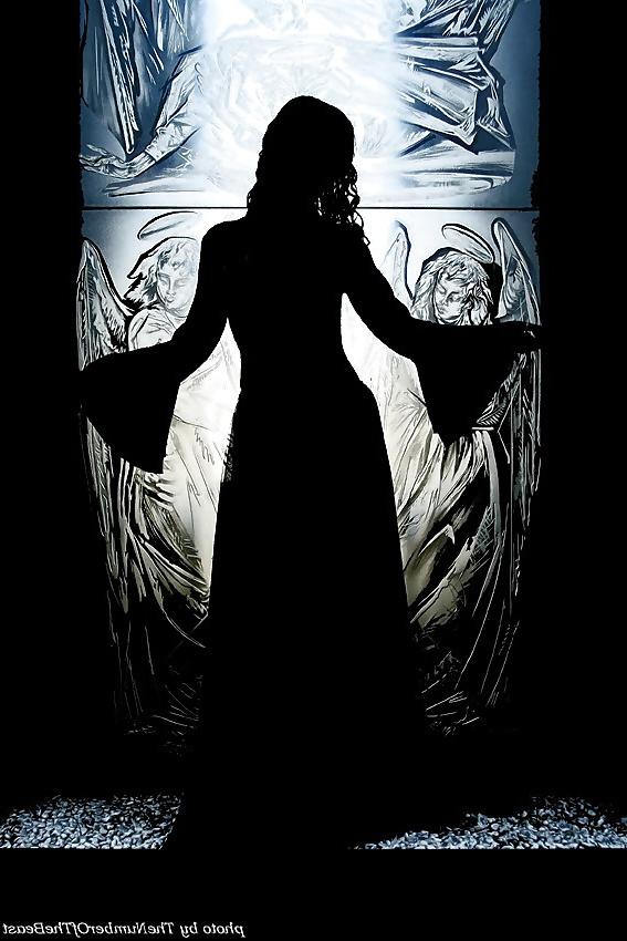 25P Gothic beauties 18
