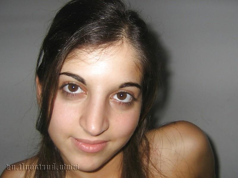 19P HOT turkish slut