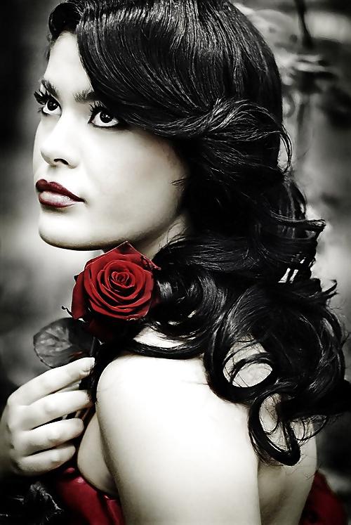 25P Gothic beauties 23