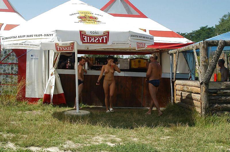 13P Hot chezh slut walking naked in public