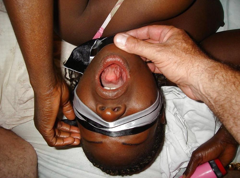 25P UNSCHULSDSBLONDIE LIEBT BLACK GIRLS 045