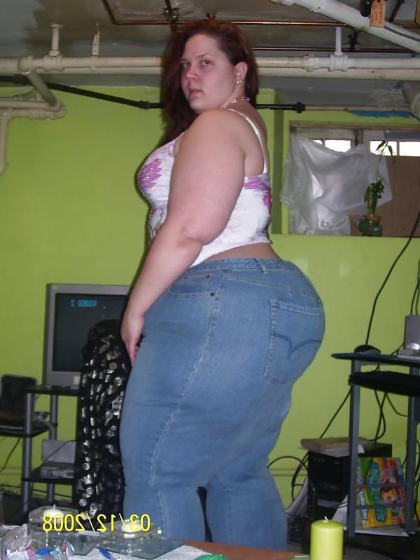 24P Busty tight clothed Bbw