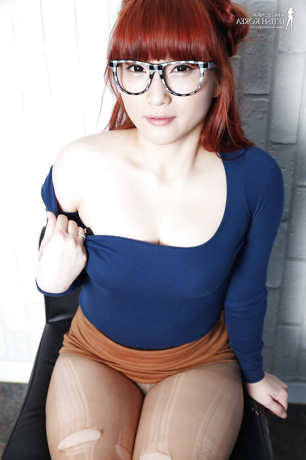 16P Korean Sexy
