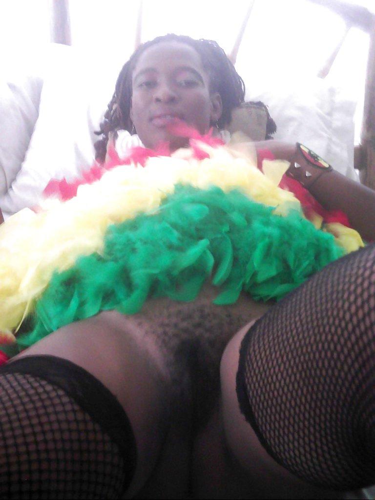 24P Amateur Black Girls 33