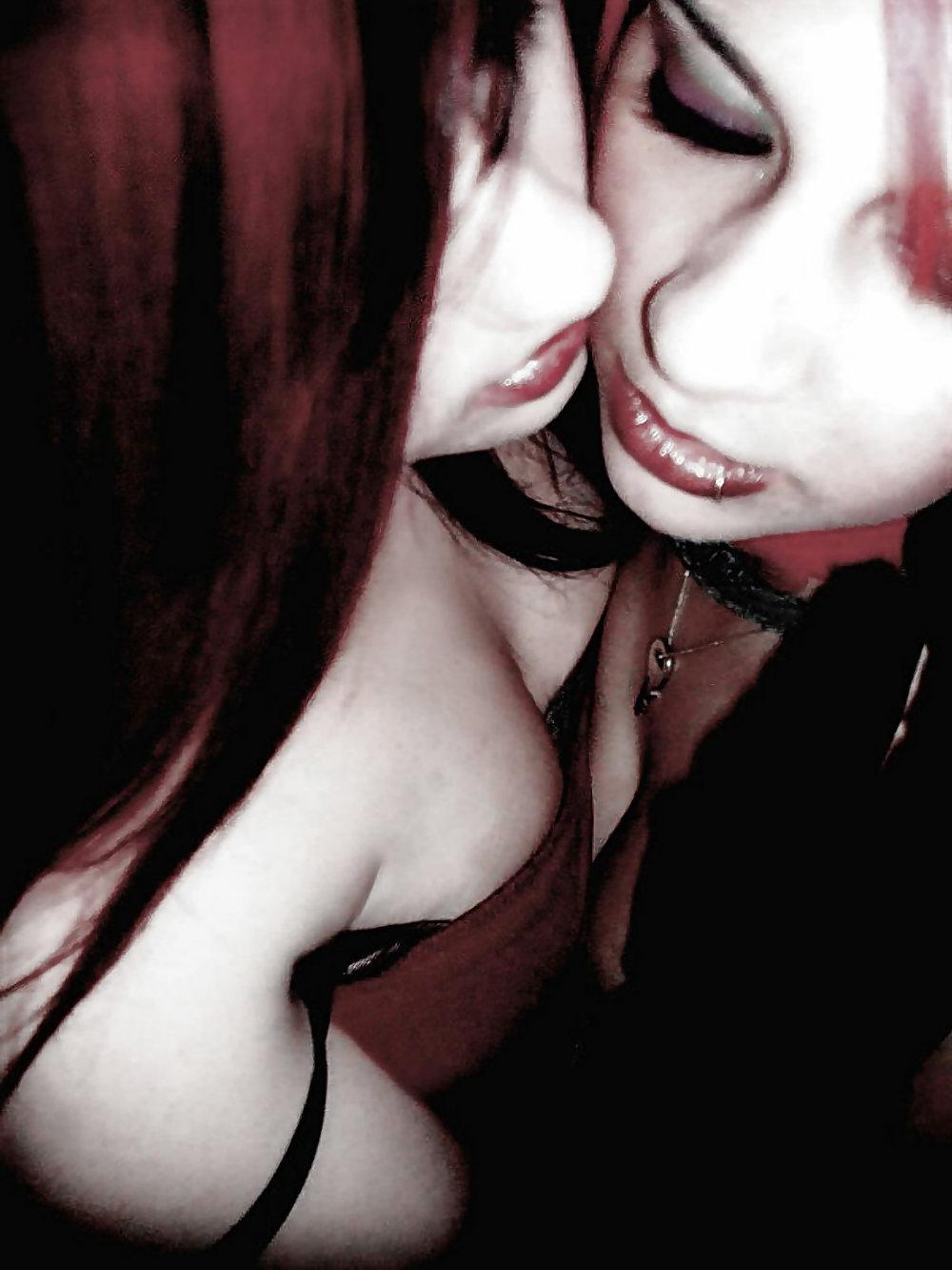 25P Gothic beauties 03