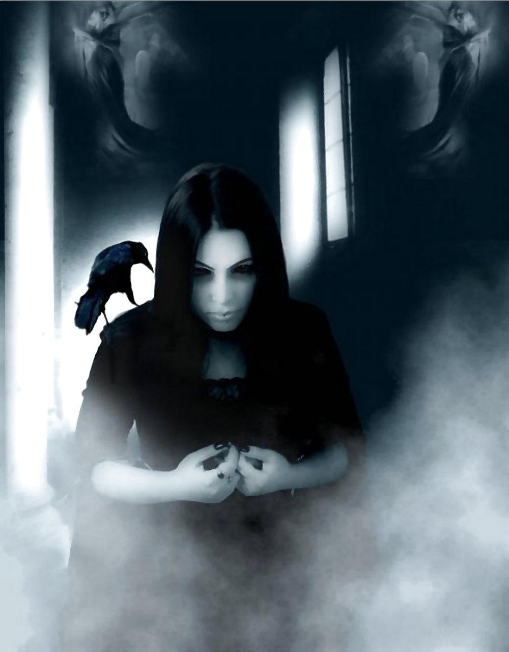 25P Gothic beauties 03