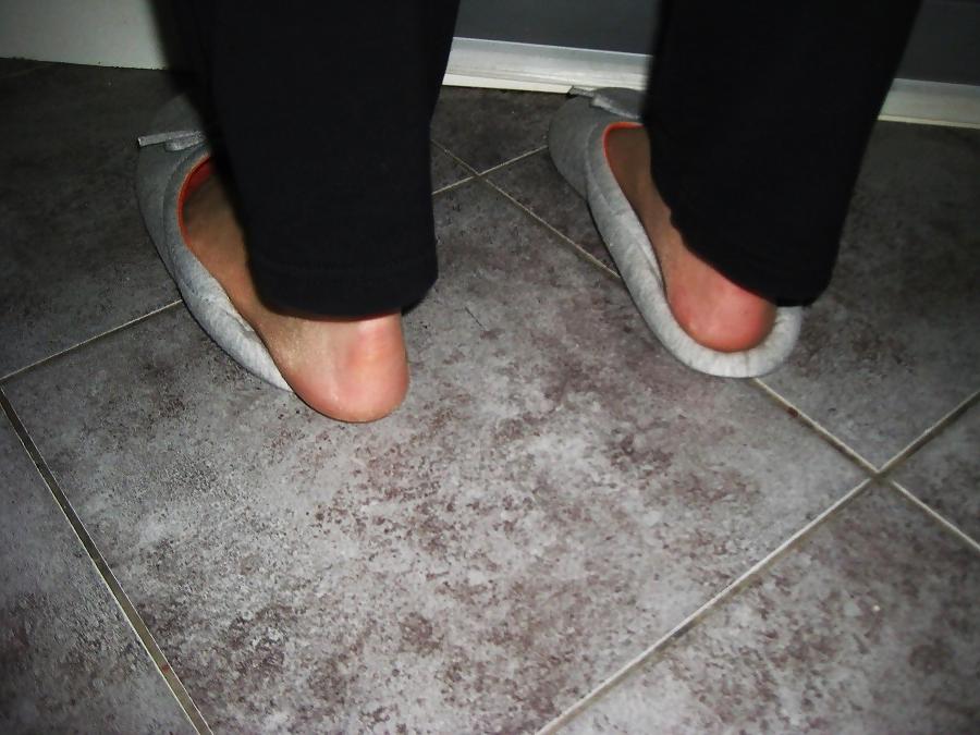 13P wife nylons feet balerin