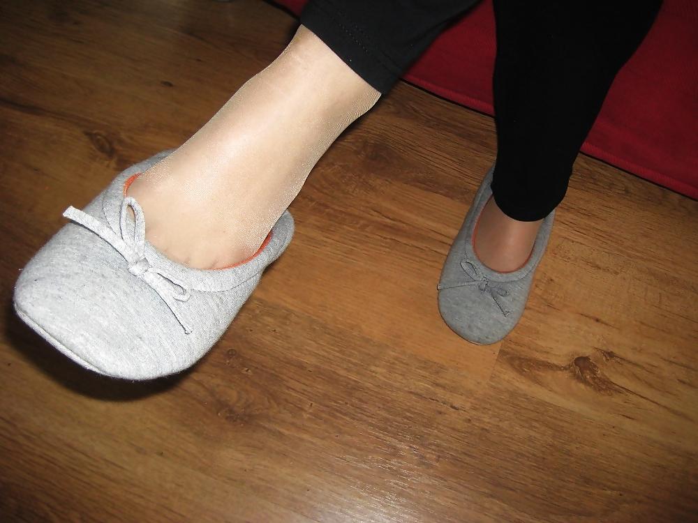 13P wife nylons feet balerin