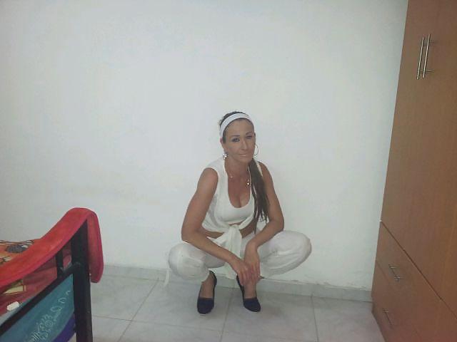15P New stolen pics of Neighbor milf