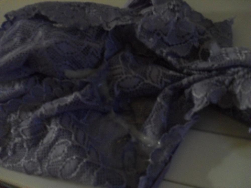 7P In den Slip einer Freundin gewichst