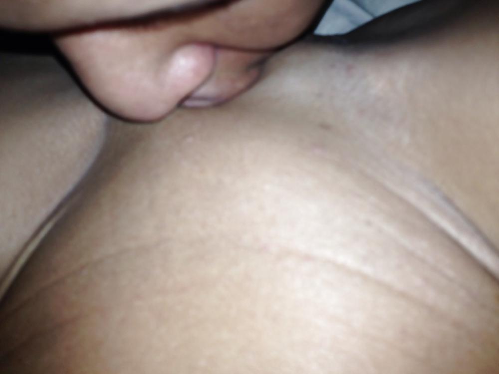 25P Gorgeous Brunette MILF