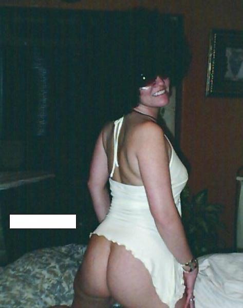 25P UGLY MATURE VOYEUR