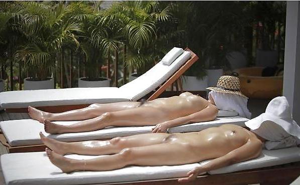 23P Asian Swingers Play With Water