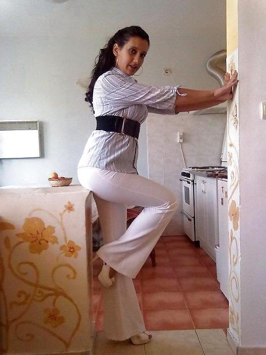7P Turkish girl: emel
