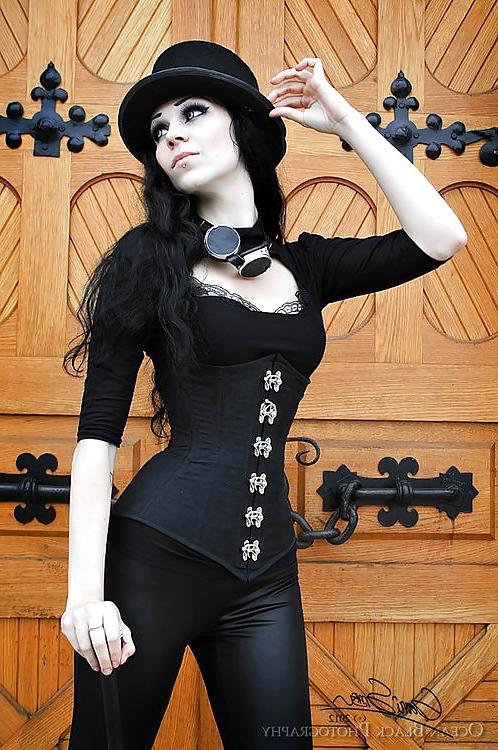 25P Lace