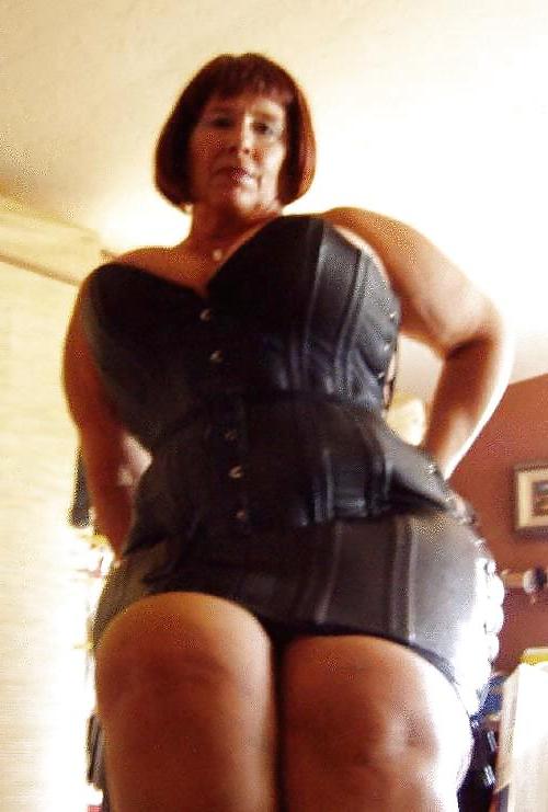 25P Lovely, Sweet And Naughty Housewives - Part 2