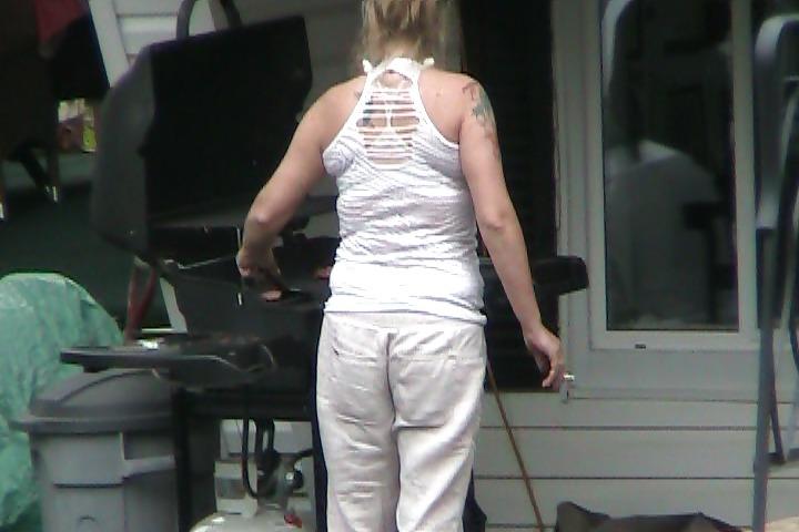 5P Neighbor cooking outside