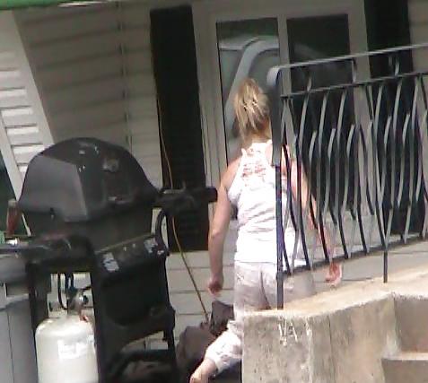 5P Neighbor cooking outside