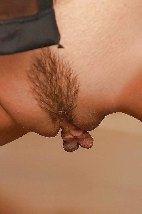 20P Yum yum trimmed pussy