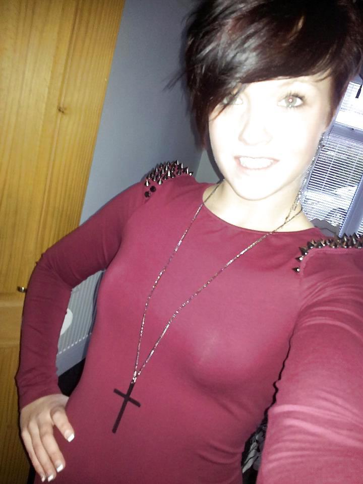 25P More facebook short hair hotties