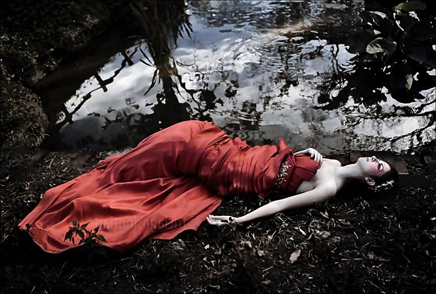 24P Gothic beauties 28