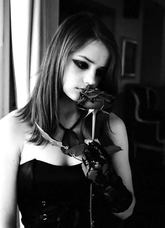 24P Gothic beauties 28