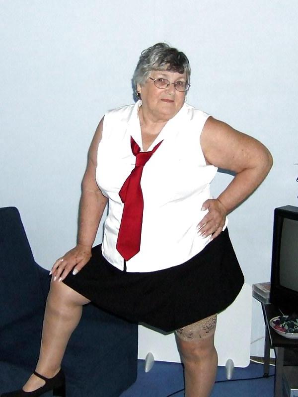 12P Mixed uniform pictures