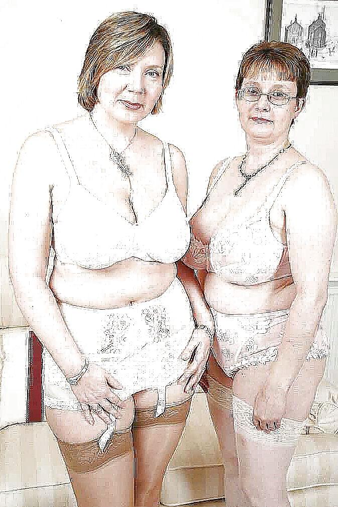 20P Girdles, briefs, corselets