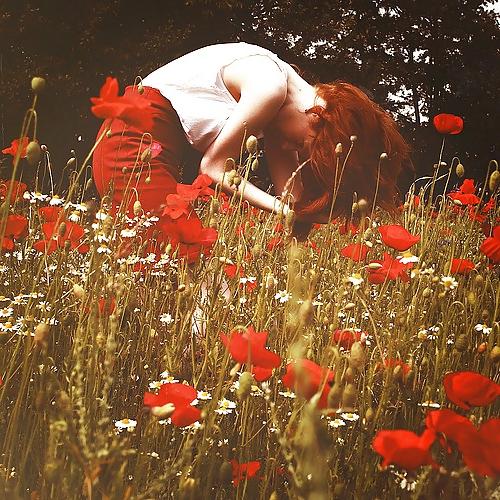 23P Women nature...