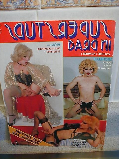 25P CLASSIC SHEMALE MAGAZINES