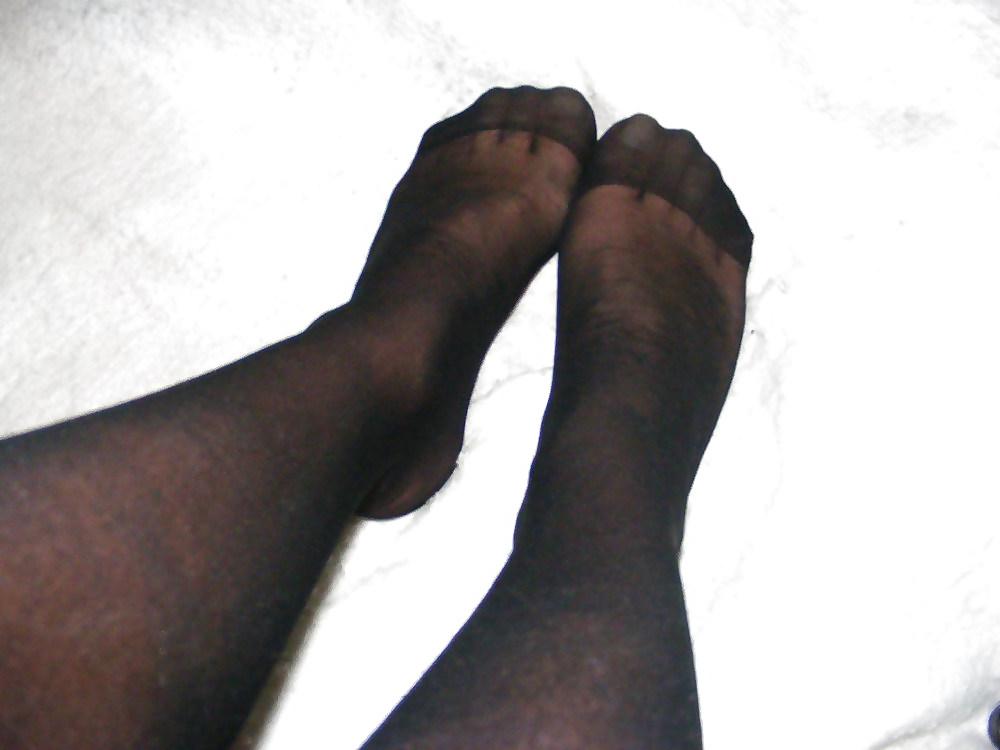 25P Nylon feet 18