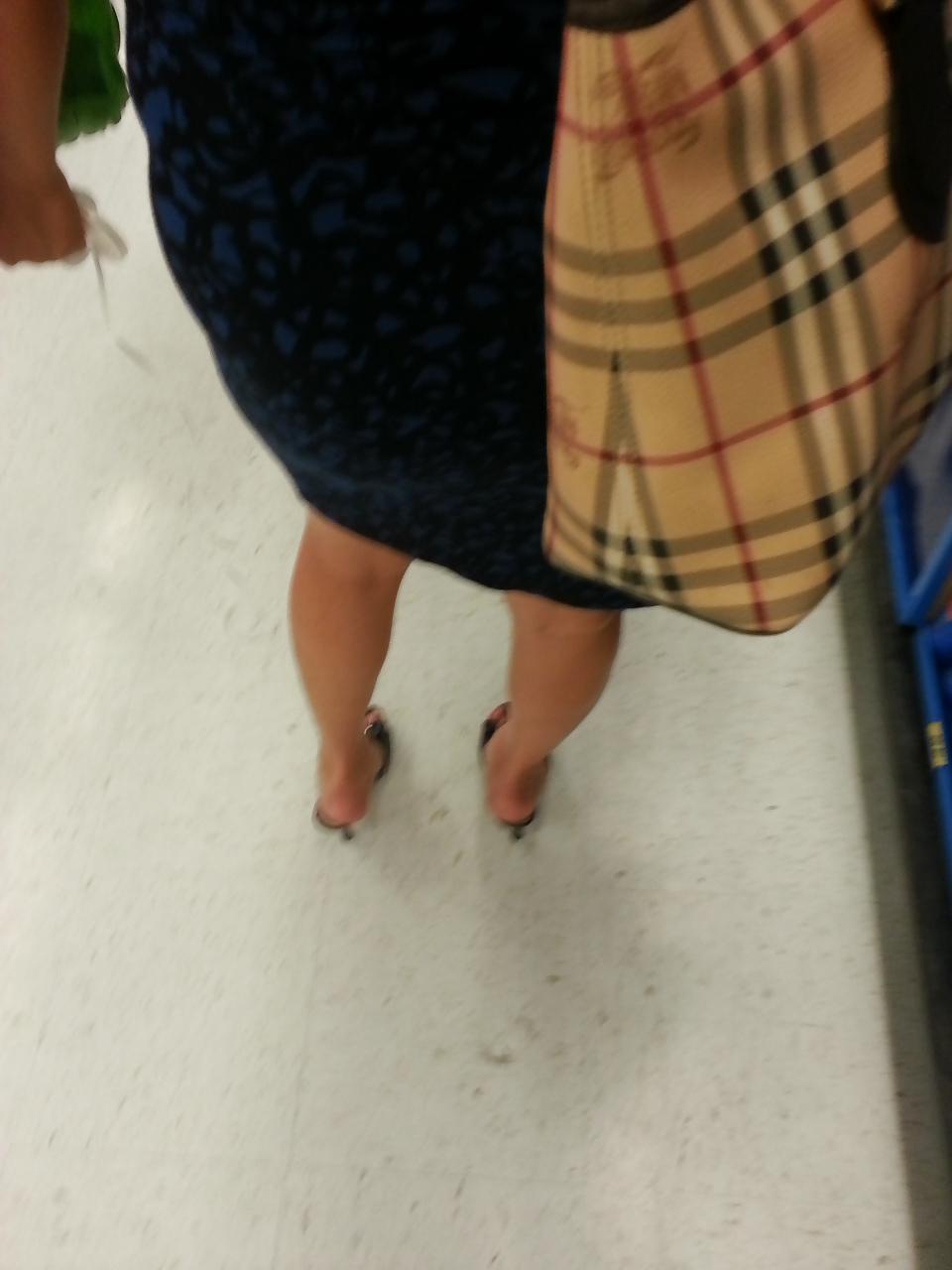 20P Hawaii sexy asian feet and heels