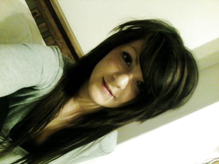 25P Simply stunning british teen girl nicole