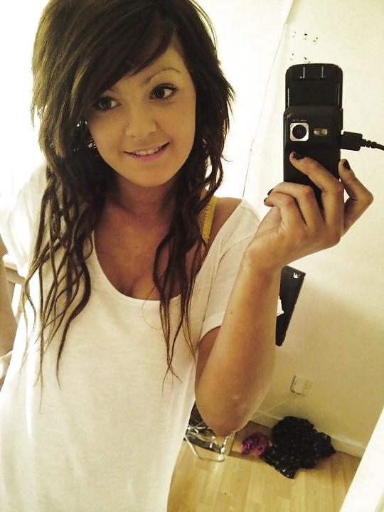25P Simply stunning british teen girl nicole