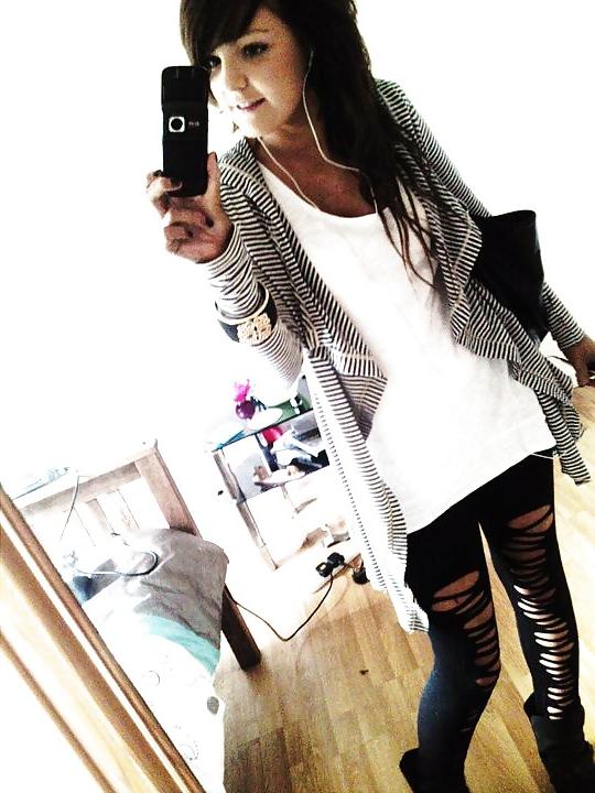 25P Simply stunning british teen girl nicole