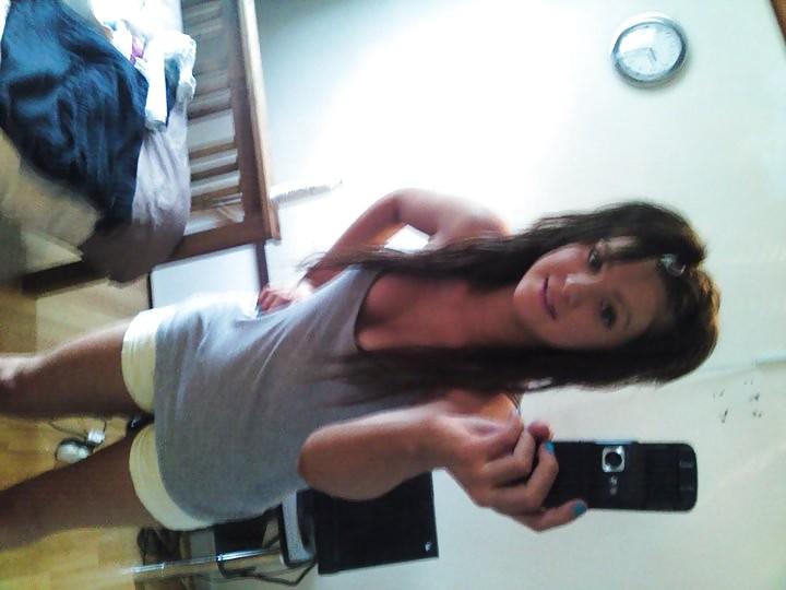 25P Simply stunning british teen girl nicole