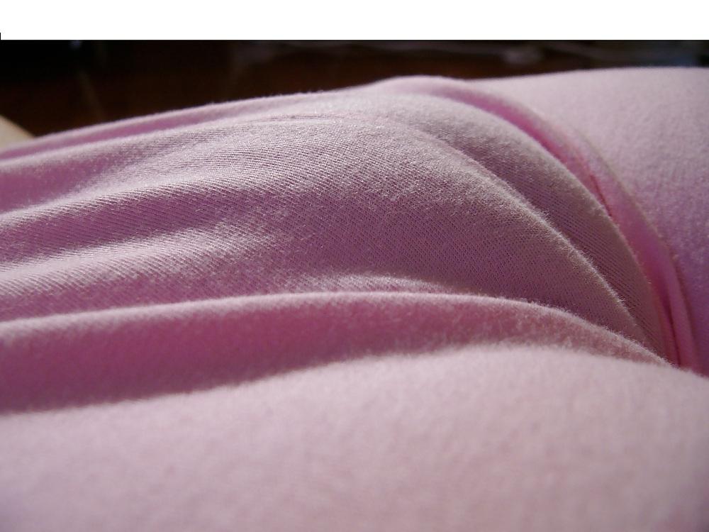 15P Asian teen sweatpants mound camel toe