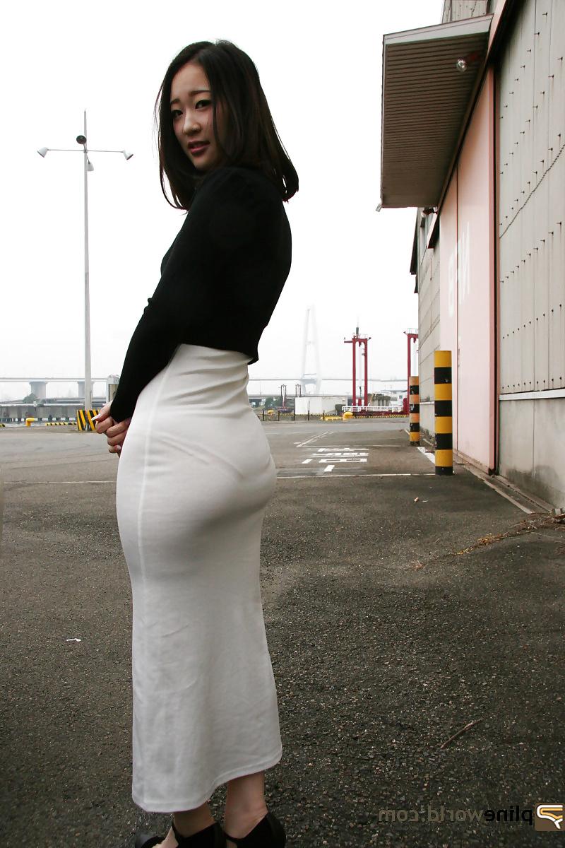 25P Asian girls with ass