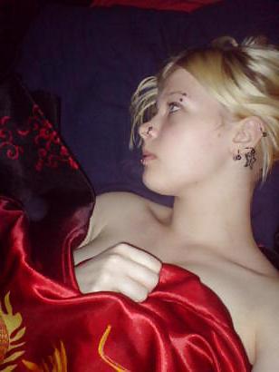 16P Blonde with nice cleavage