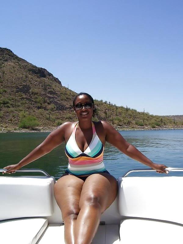 25P Thick bbw ass 